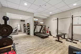 745 Gettysburg Pl, Paramus, NJ 07652 - Photo 43