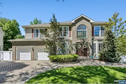 745 Gettysburg Place, Paramus, NJ 07652 - Photo 1