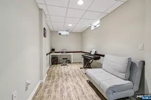 745 Gettysburg Pl, Paramus, NJ 07652 - Photo 45