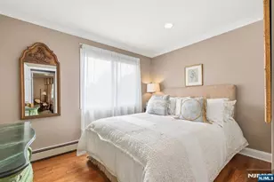 663 Plympton St, New Milford, NJ 07646 - Photo 5