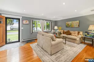 663 Plympton St, New Milford, NJ 07646 - Photo 15