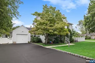 663 Plympton St, New Milford, NJ 07646 - Photo 3