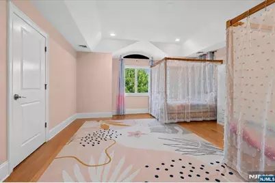 412 Valley View Avenue, Paramus, NJ 07652 - Photo 31