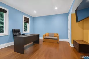 412 Valley View Ave, Paramus, NJ 07652 - Photo 41