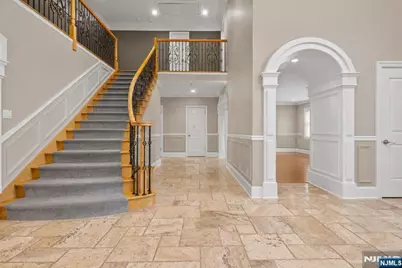 412 Valley View Avenue, Paramus, NJ 07652 - Photo 13