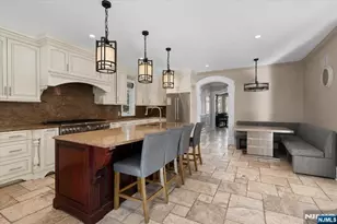 412 Valley View Ave, Paramus, NJ 07652 - Photo 19