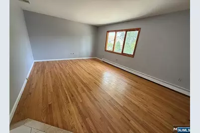 70 Calicooneck Road 3 #3, South Hackensack Township, NJ 07606 - Photo 3