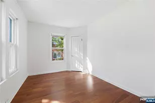 220 Anderson St, Hackensack, NJ 07601 - Photo 5