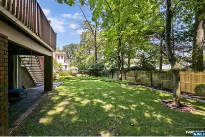 39 Hickory Street, Englewood Cliffs, NJ 07632 - Photo 27