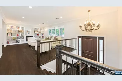 39 Hickory Street, Englewood Cliffs, NJ 07632 - Photo 5