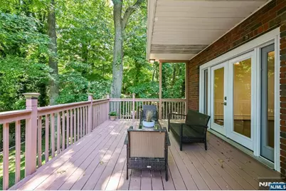 39 Hickory Street, Englewood Cliffs, NJ 07632 - Photo 25
