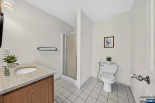 45 Parkside Ct, Wayne, NJ 07470 - Photo 21