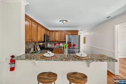 45 Parkside Court, Wayne, NJ 07470 - Photo 11