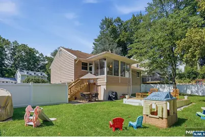 10 Euclid Avenue, Westwood, NJ 07675 - Photo 35