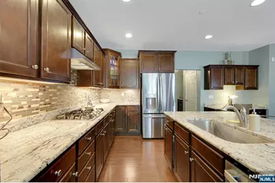 78 Autumn Way 15 #15, Montvale, NJ 07645 - Photo 13
