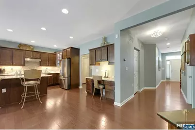 78 Autumn Way 15 #15, Montvale, NJ 07645 - Photo 11