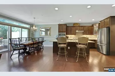 78 Autumn Way 15 #15, Montvale, NJ 07645 - Photo 7