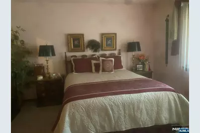 74 Avenue D, Lodi, NJ 07644 - Photo 29