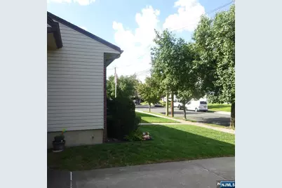 74 Avenue D, Lodi, NJ 07644 - Photo 13