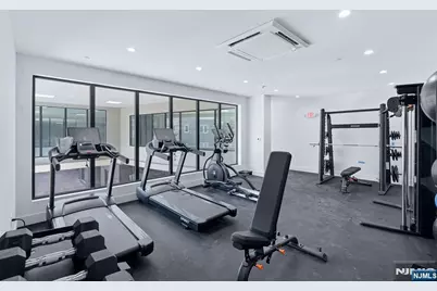 129 69th, Guttenberg, NJ 07093 - Photo 5