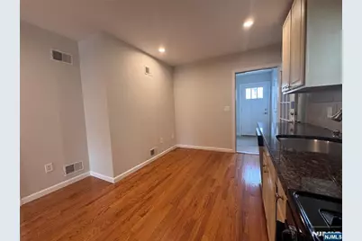 199 Maple Avenue, Wallington, NJ 07057 - Photo 7