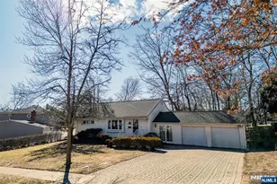 682 Sycamore St, Paramus, NJ 07652 - Photo 3