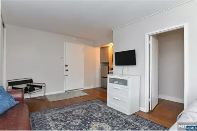 3020-3030 Edwin 5H #5H, Fort Lee, NJ 07024 - Photo 3