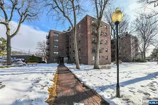 3020-3030 Edwin 5H, Fort Lee, NJ 07024 - Photo 5