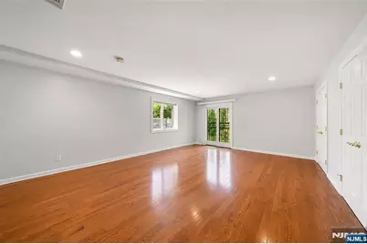 767 End Avenue, Cliffside Park, NJ 07010 - Photo 23