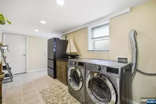 1047 Inwood Terrace, Fort Lee, NJ 07024 - Photo 21