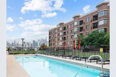 20 Ave At Port Imperial 212 #212, West New York, NJ 07093 - Photo 17