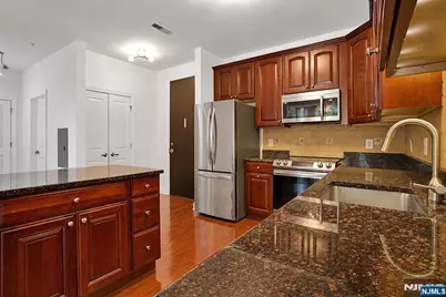 20 Ave At Port Imperial 212 #212, West New York, NJ 07093 - Photo 7