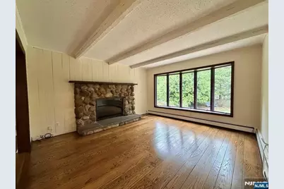 312 Wales Avenue, River Edge, NJ 07661 - Photo 21