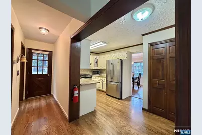 312 Wales Avenue, River Edge, NJ 07661 - Photo 5