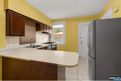 165 Claremont Avenue 1 #1, Montclair, NJ 07042 - Photo 15