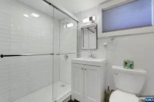 281 Englewood Ave, Teaneck Township, NJ 07666 - Photo 31