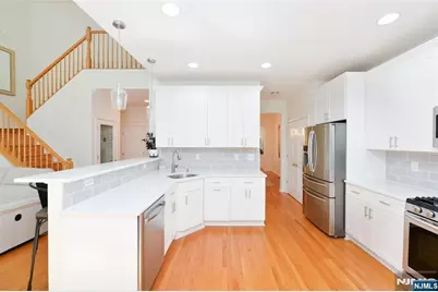90 Summer Hill Road 90 #90, Wayne, NJ 07470 - Photo 11