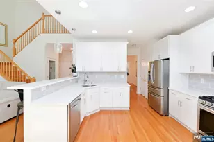 90 Summer Hill Road 90, Wayne, NJ 07470 - Photo 11
