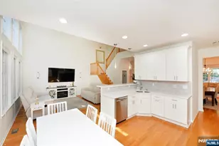 90 Summer Hill Road 90, Wayne, NJ 07470 - Photo 13