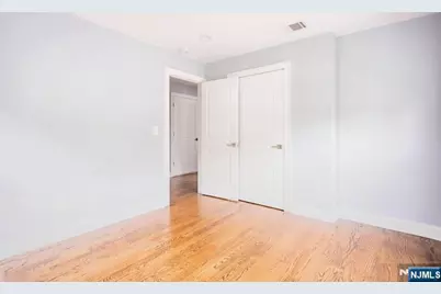 44 Clinton Street, Bloomfield, NJ 07003 - Photo 33