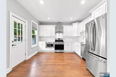 44 Clinton Street, Bloomfield, NJ 07003 - Photo 21