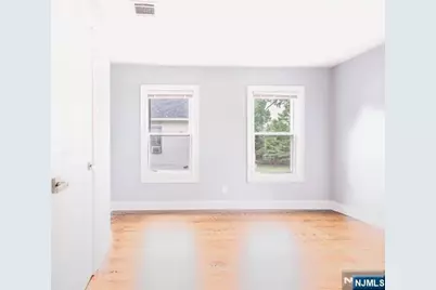 44 Clinton Street, Bloomfield, NJ 07003 - Photo 31