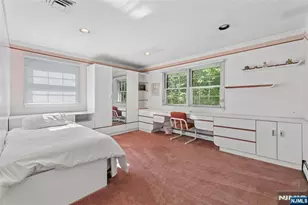 585 Churchill Rd, Teaneck Township, NJ 07666 - Photo 21