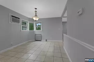 62 Reid Ave, Bergenfield, NJ 07621 - Photo 9