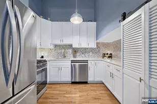 518-536 Gregory Ave A316, Weehawken, NJ 07086 - Photo 11