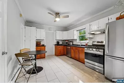 171 Van Winkle Street, East Rutherford, NJ 07073 - Photo 7
