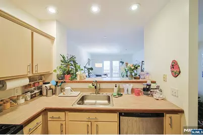 321 The Promenade, Edgewater, NJ 07020 - Photo 7