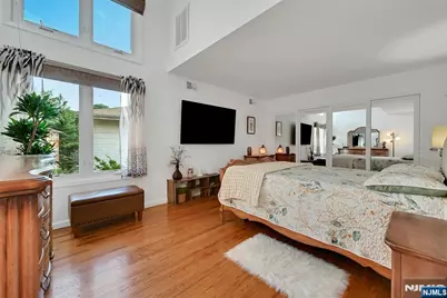 5 Yorkview Drive, Edgewater, NJ 07020 - Photo 21