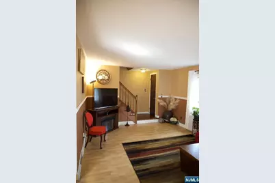 81 Prospect Terrace, Teaneck Township, NJ 07666 - Photo 9