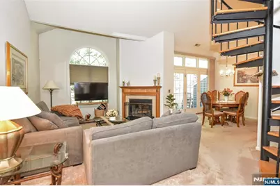 133 Surrey Court, Ramsey, NJ 07446 - Photo 7